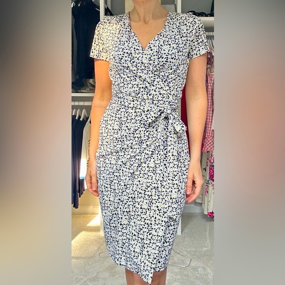 DVF Silk Cotton Blend White Daffodil 🌼 Classic Wrap Dress - Picture 6 of 9